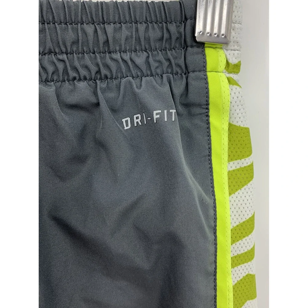 Nike Women's Dri-Fit Tempo Lined Running Shorts Size Small Gray
